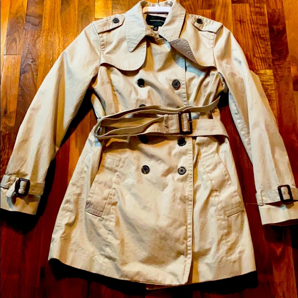 Banana Republic Tan Trench Coat